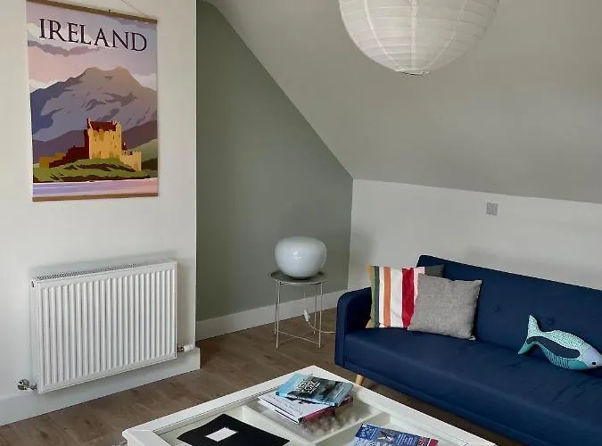 The Lookout 3* Drimoleague